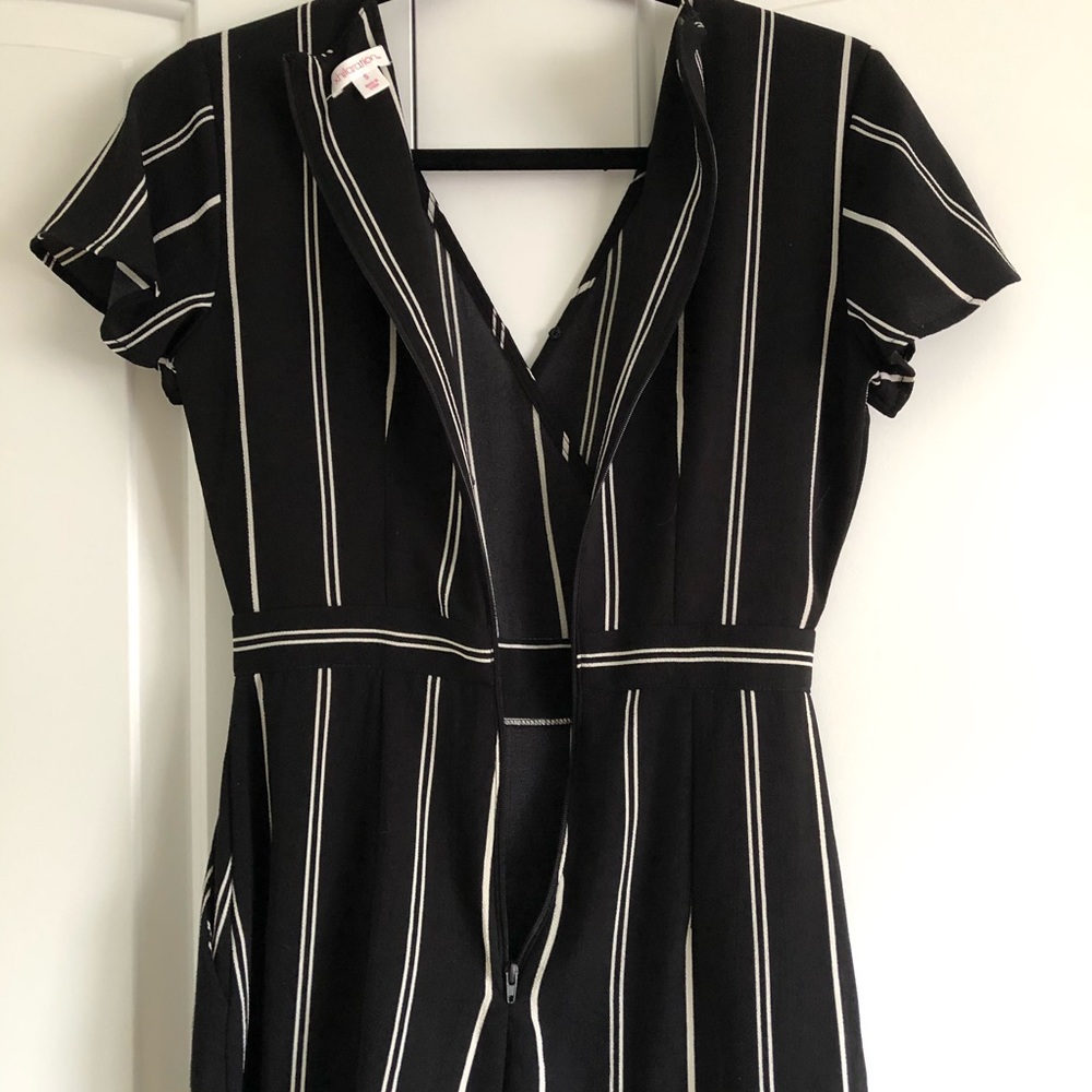 Striped romper - Picture 7 of 9